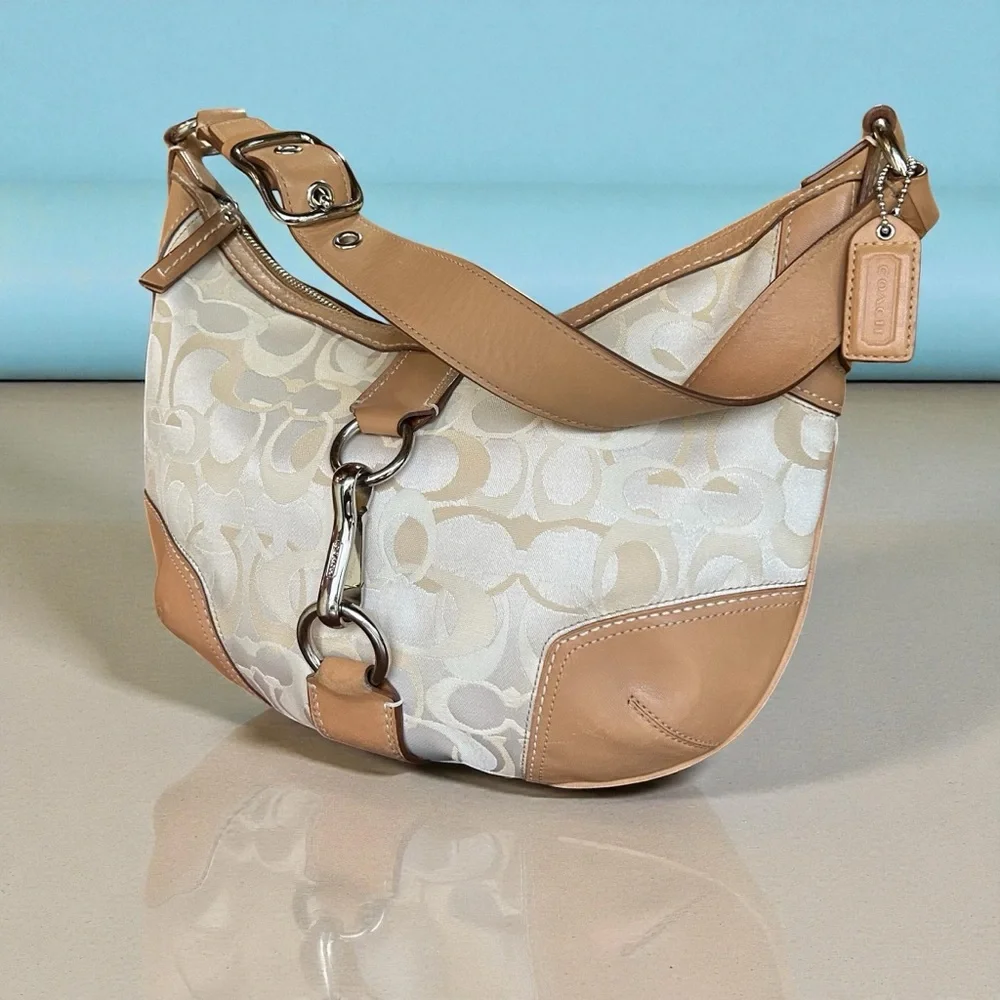COACH Hamptons Signature Jacquard Hobo Beige Cream w Tan Leather, L0768-11811 - Picture 6 of 12